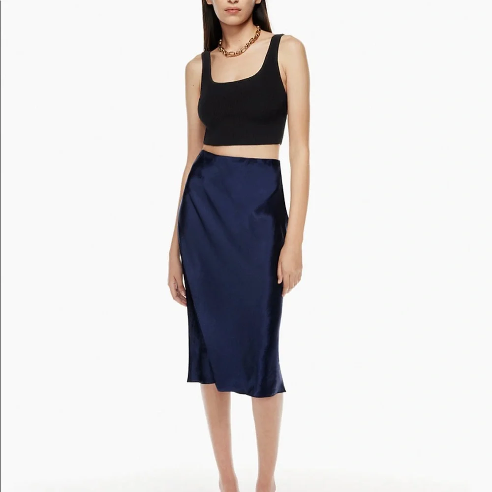 Aritzia Babaton Sculpt Knit Squareneck Cropped Tank - Picture 2 of 7